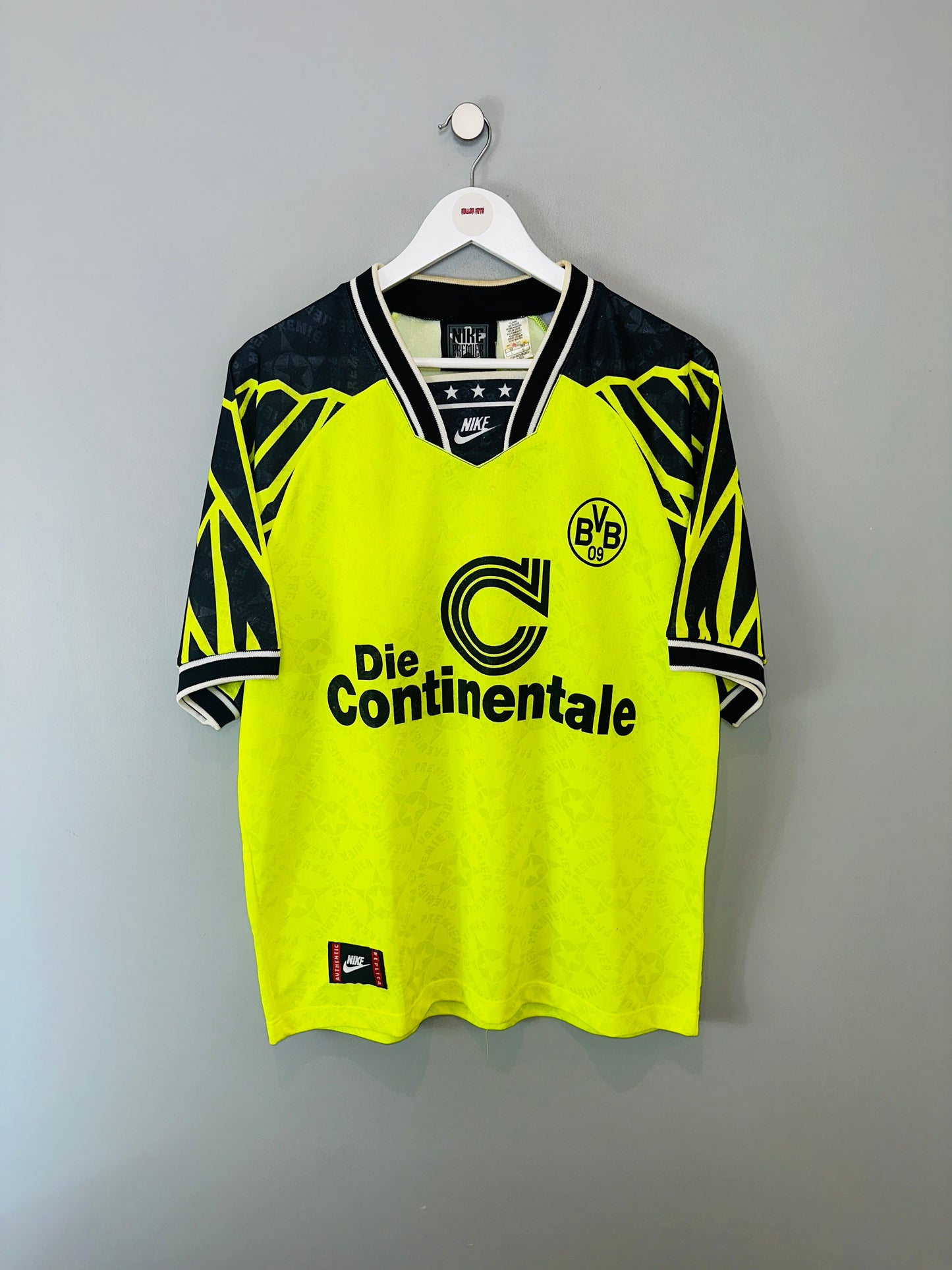 BORUSSIA DORTMUND 1994/95 HOME SHIRT (L) NIKE