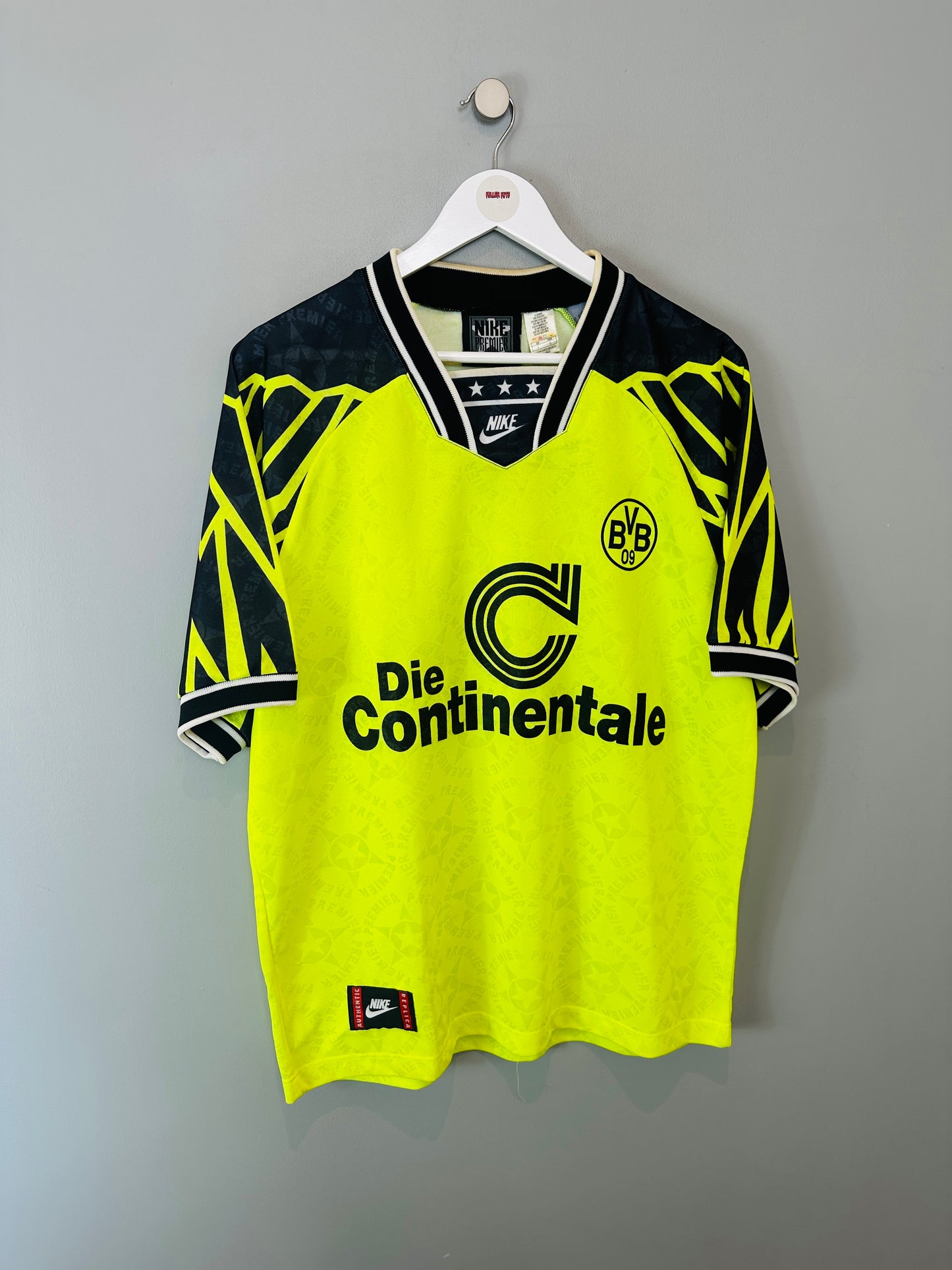 BORUSSIA DORTMUND 1994/95 HOME SHIRT (L) NIKE