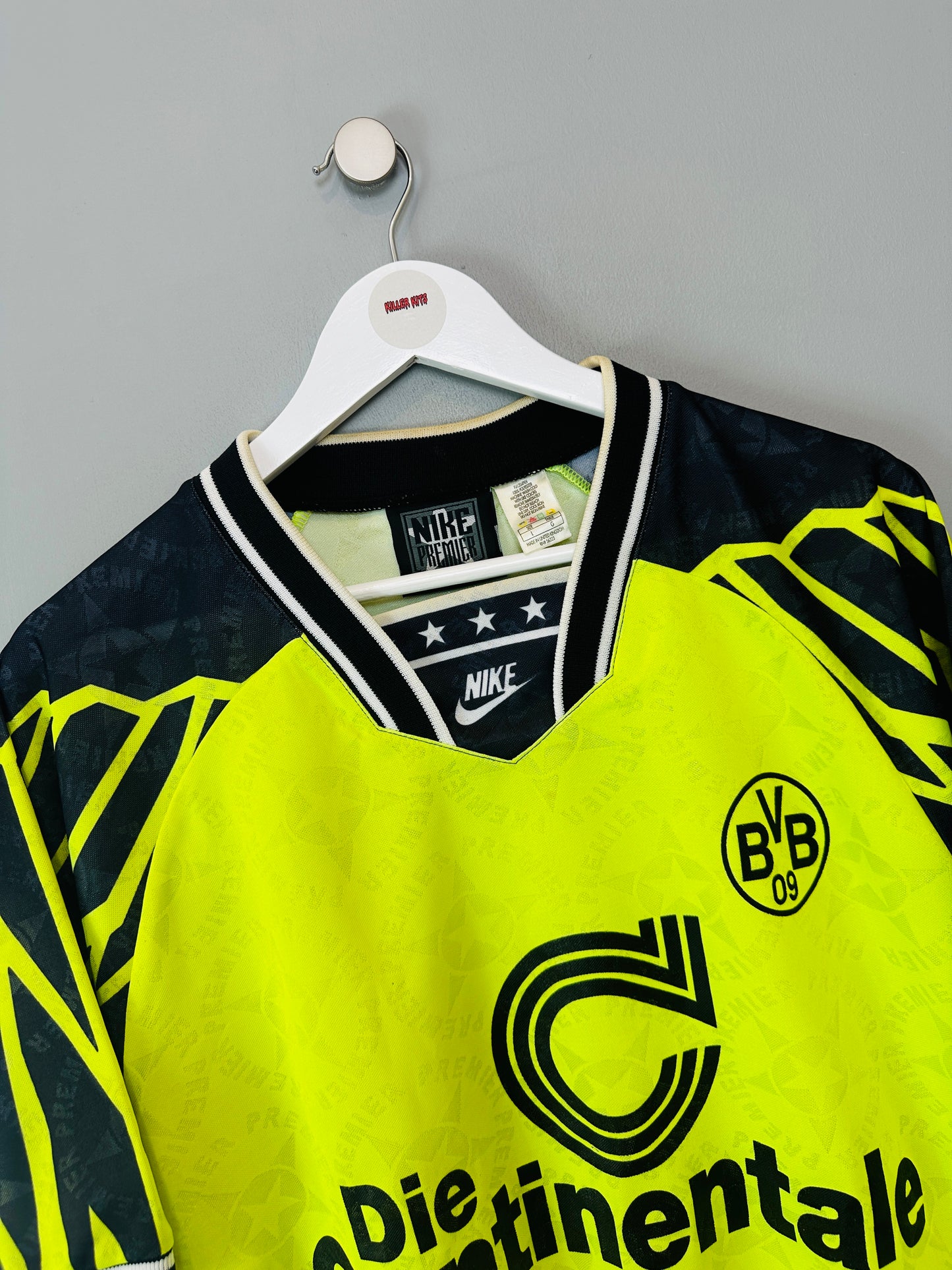 BORUSSIA DORTMUND 1994/95 HOME SHIRT (L) NIKE