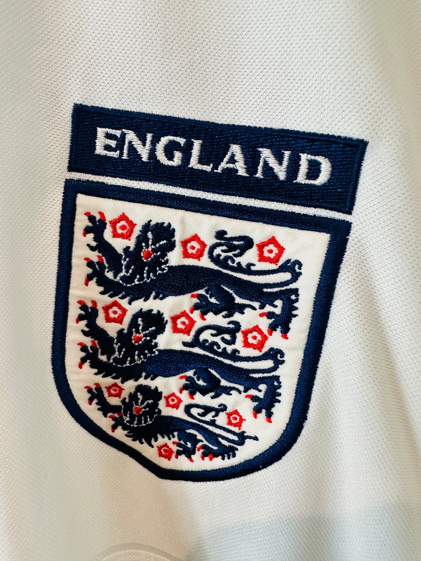 ENGLAND 1999/01 HOME SHIRT (M) UMBRO (BECKHAM #7)