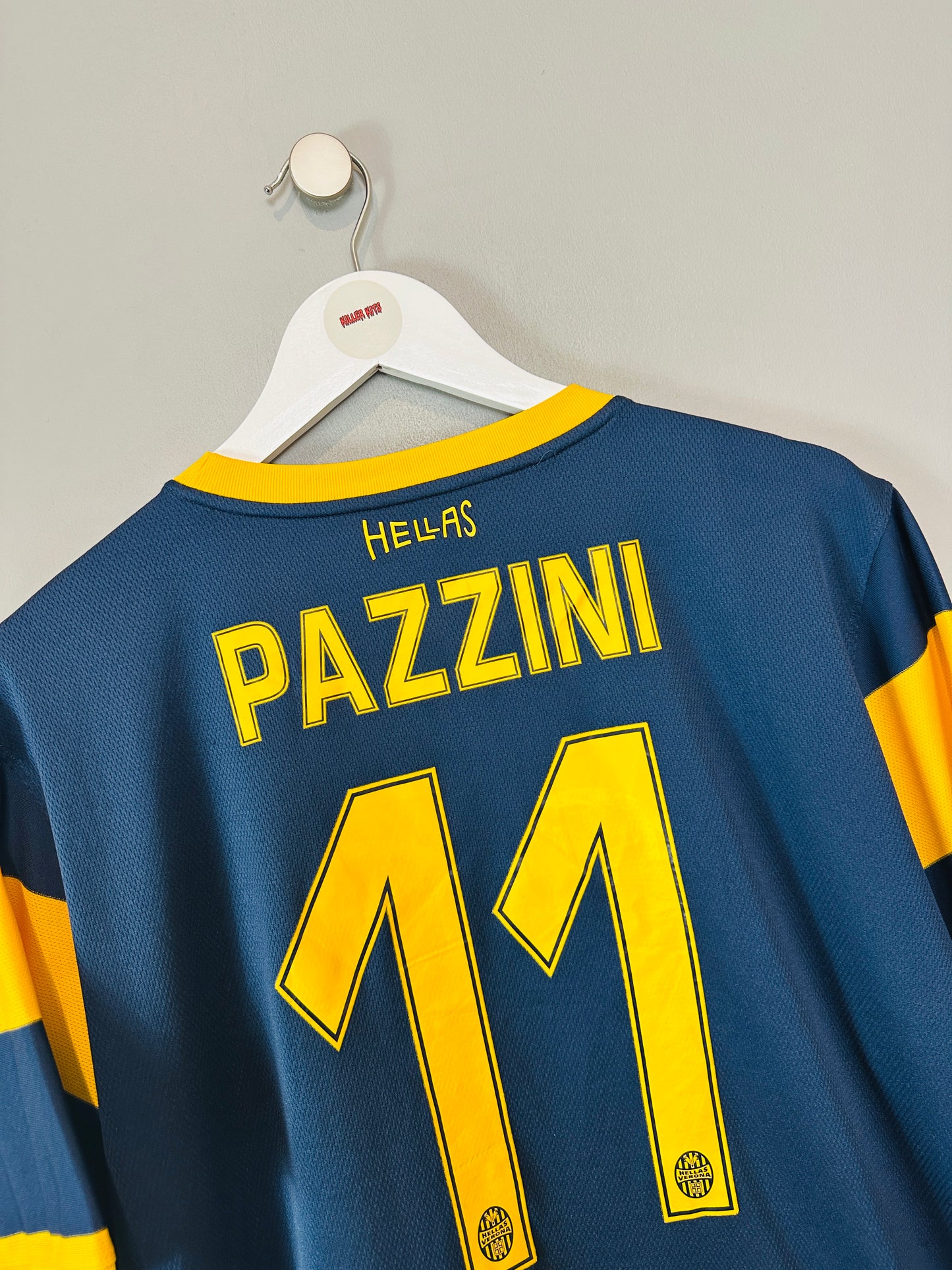 HELLAS VERONA 2016/17 HOME SHIRT (XL) NIKE (PAZZINI #11)