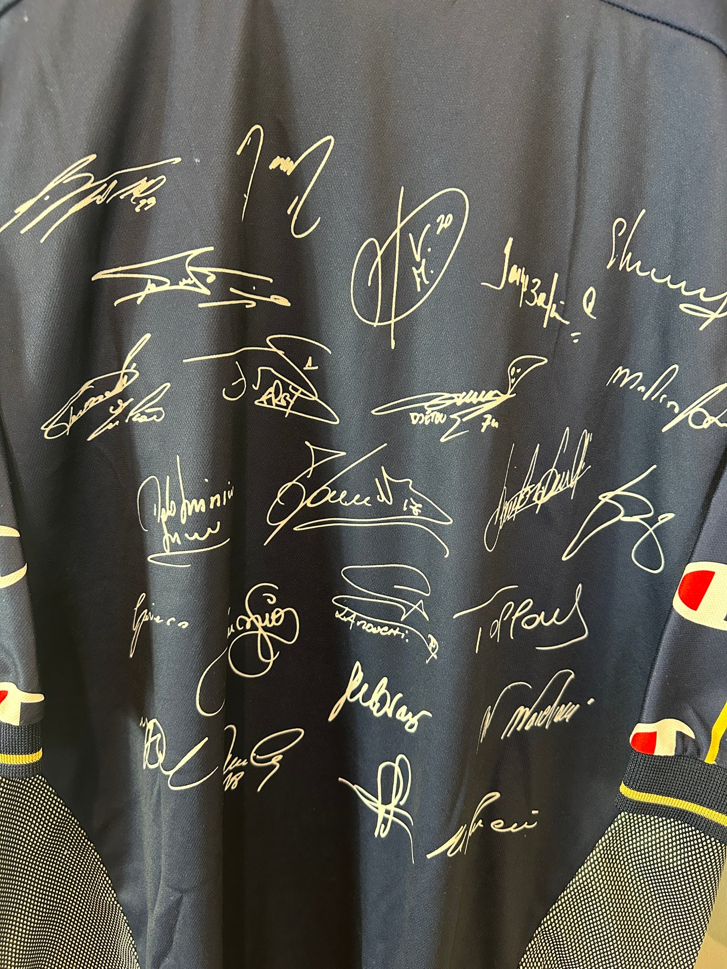 PARMA 2001/02 'SIGNED FINALE TIM CUP' AWAY SHIRT (XL) CHAMPION