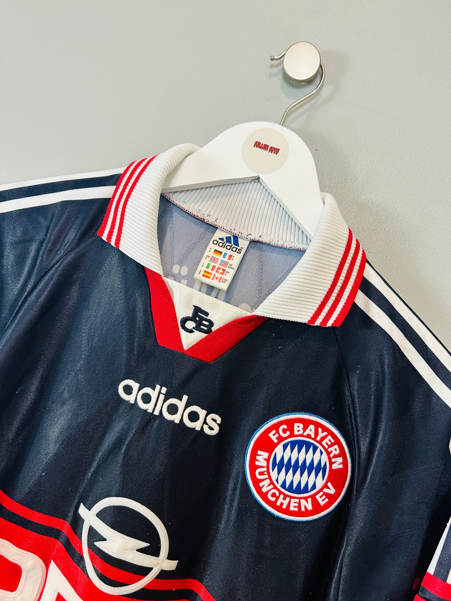 BAYERN MUNICH 1997/99 HOME SHIRT (S) ADIDAS (JANCKER #19)