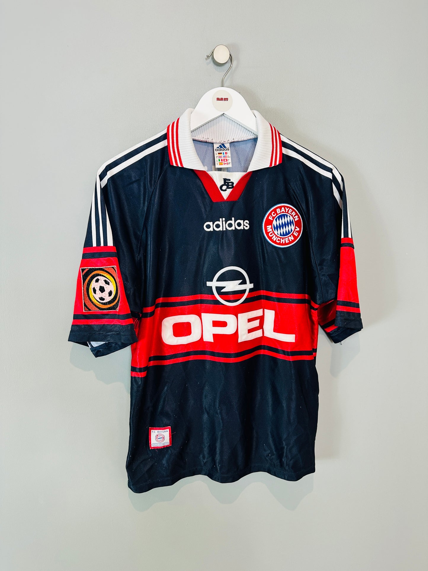 BAYERN MUNICH 1997/99 HOME SHIRT (S) ADIDAS (JANCKER #19)