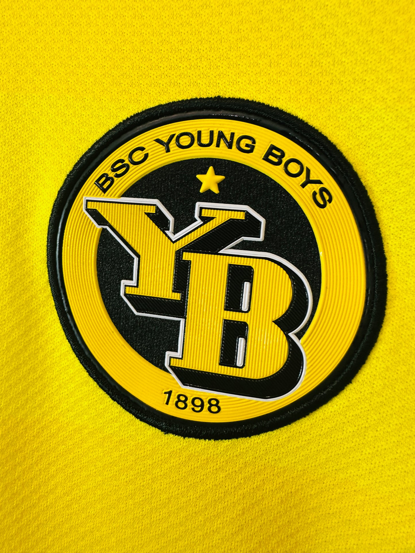 YOUNG BOYS 2013/14 HOME SHIRT (M) JAKO (CASTROMAN #27)