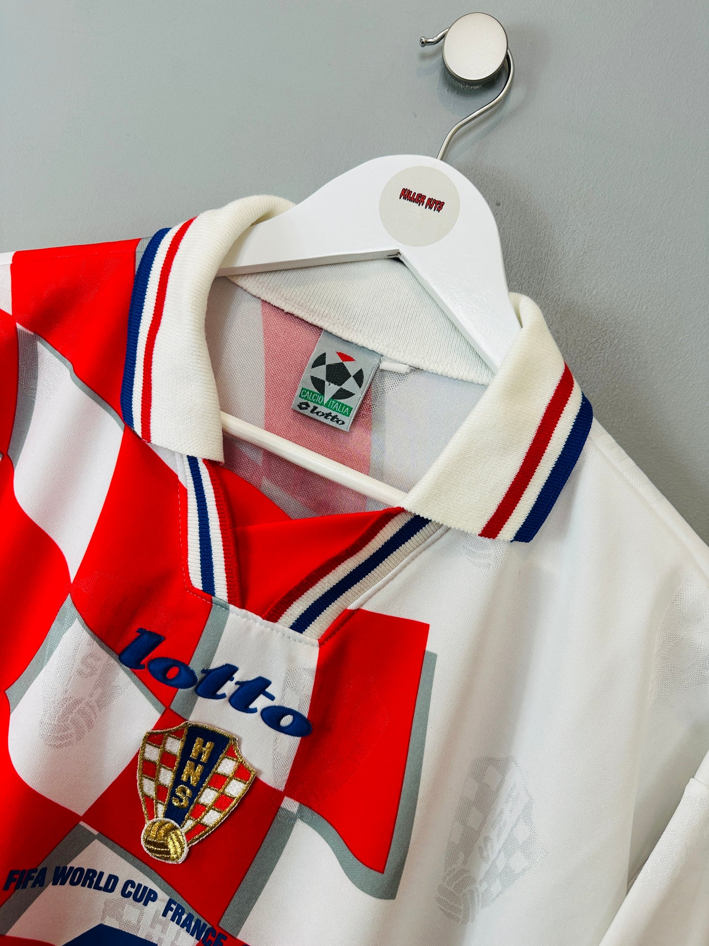 CROATIA 1998/01 HOME SHIRT (XL) LOTTO (ŠUKER #9)